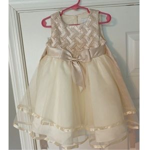 Formal ✨ cream toddler dress